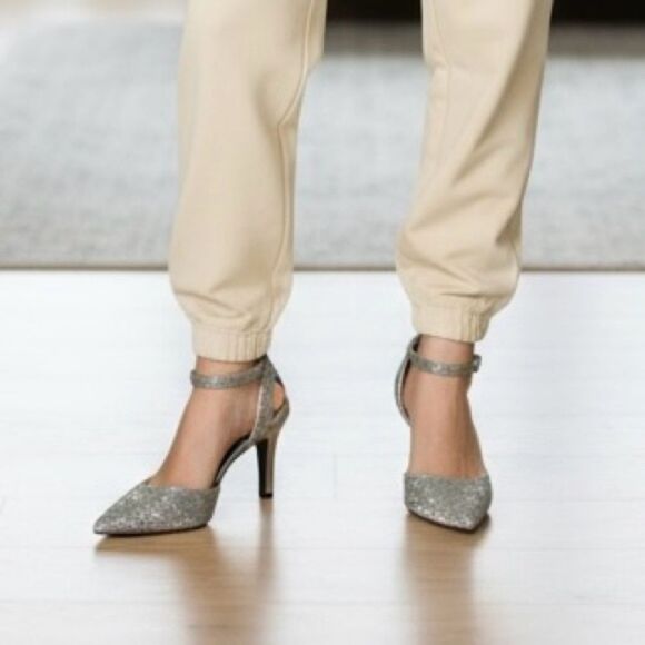 Bandolino Ginata d’Orsay Pointed Toe Pumps New In Box 9.5 - Picture 2 of 16